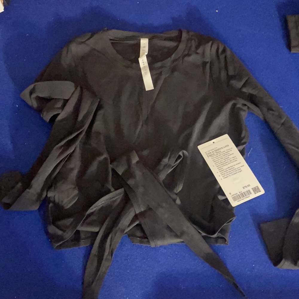 Lululemon shirt